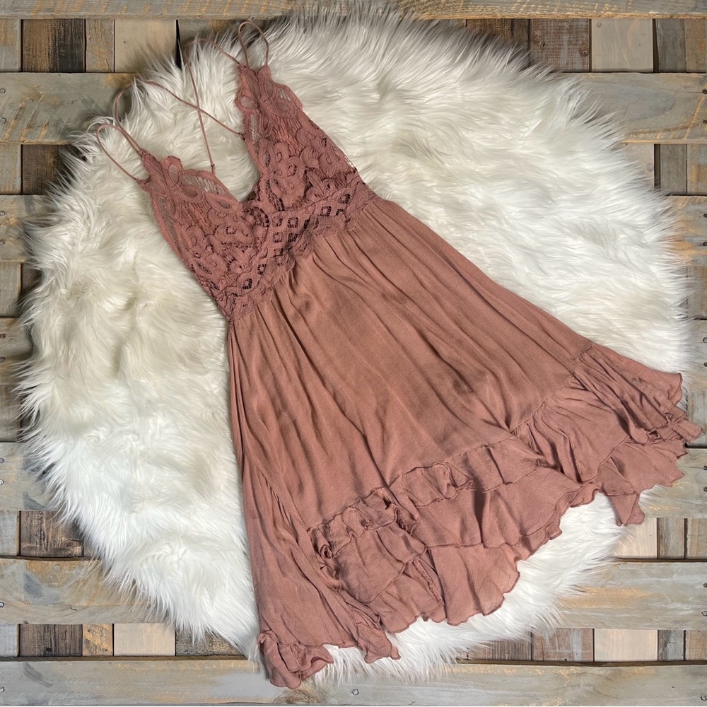 TV Famous ✵☽Free People☾✵ Crochet Ruffly Pink < Adella > Strappy Slip Dress | XS - Picture 3 of 15